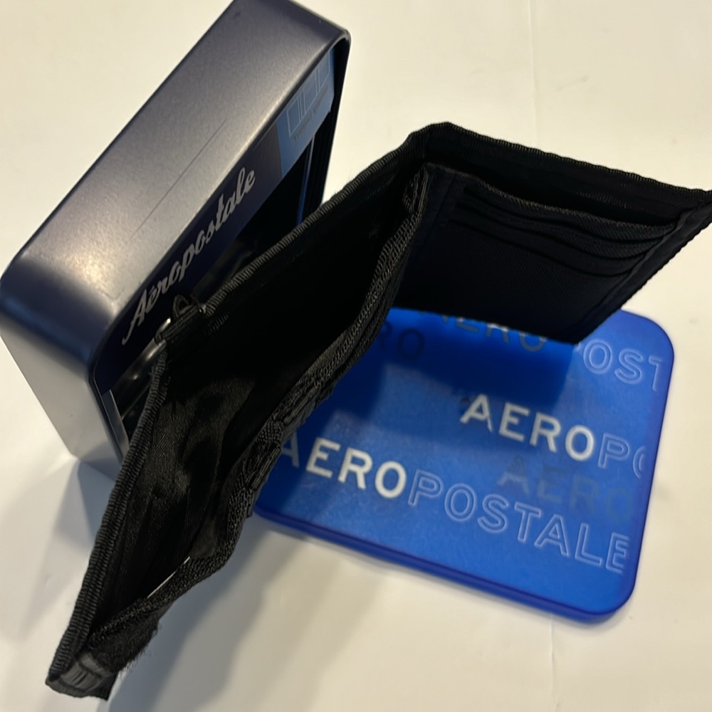 Aeropostale Gray Tri-Fold Wallet - Picture 6 of 11
